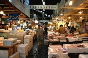 Pasar Tsukiji jepang liburan ke Jepang murah 2016 paket liburan ke jepang murah tips liburan ke Jepang murah biaya liburan ke Jepang murah liburan jepang murah
